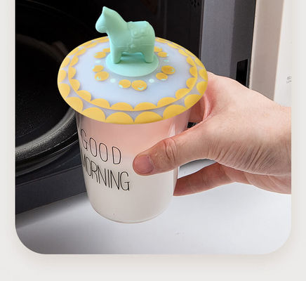 Capa de taza de silicona a prueba de polvo tapa de taza de vidrio de dibujos animados tapa de taza de polvo reutilizable taza de café de calibre alimenticio tapa de taza de silicona