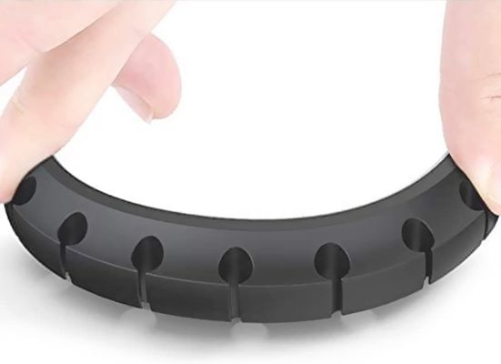 Clip de cable práctico del silicón de LFGB, dispositivo de almacenamiento de carga del cable del dispositivo de la bobina del cable del silicón USB del encargado del cable del escritorio