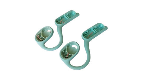 Audífonos personalizados OW TWS con cáscara de plástico de silicona y audífonos Bluetooth compuestos de accesorios de silicona